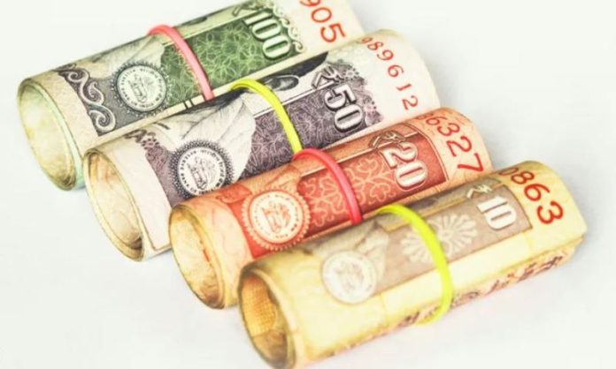 RBI Cuts Interest Rates After Five Years, EMIs Likely to Drop